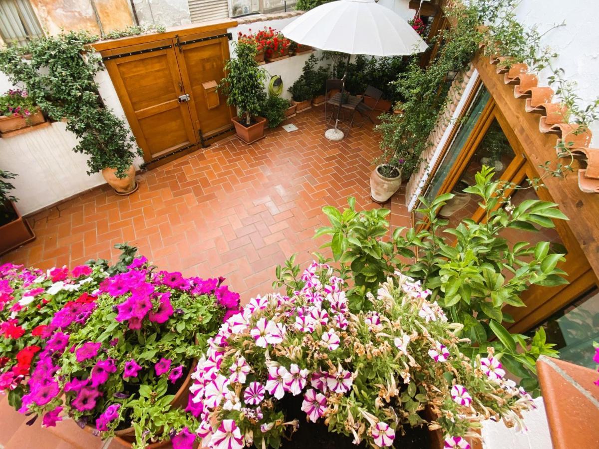 Вилла Casa Raimondo Орозеи Экстерьер фото